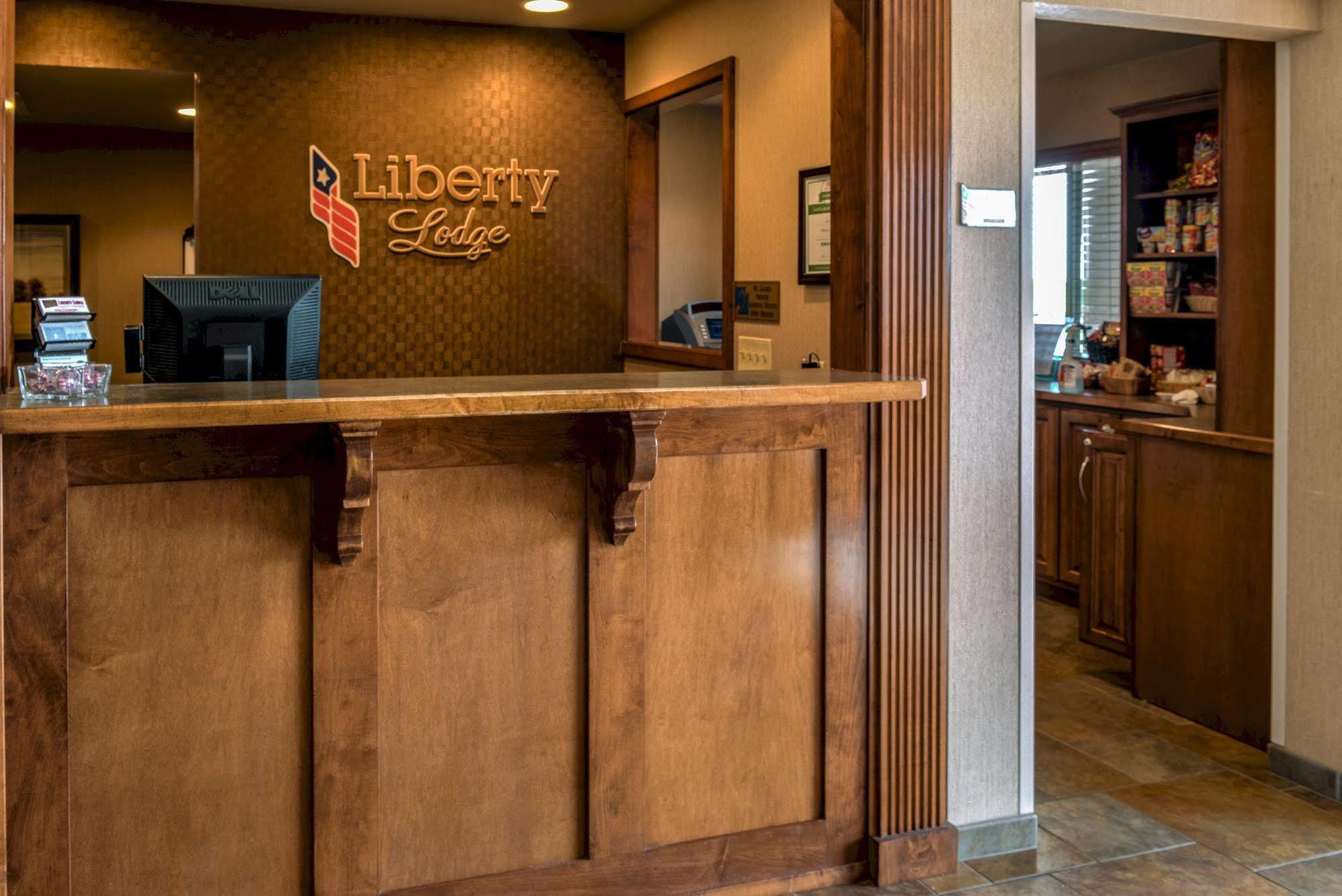 Liberty Lodge Saint Robert Exterior foto